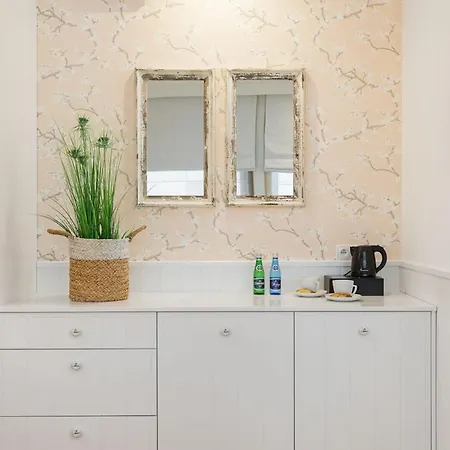 Rent Like X Deo Plaza - Old Town *